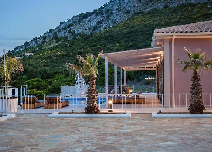 Villa Saint Nicholas 3 *
