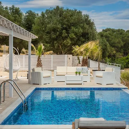 Saint Nicholas 3 Villa