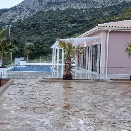 Saint Nicholas 3 *